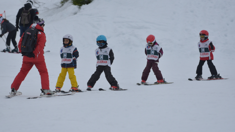 Ski Enfants Cours Collectifs ESF Le Lioran